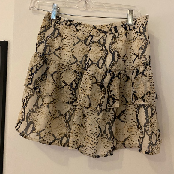 Superdown Python Print Tiered Mini Skirt - Picture 1 of 2